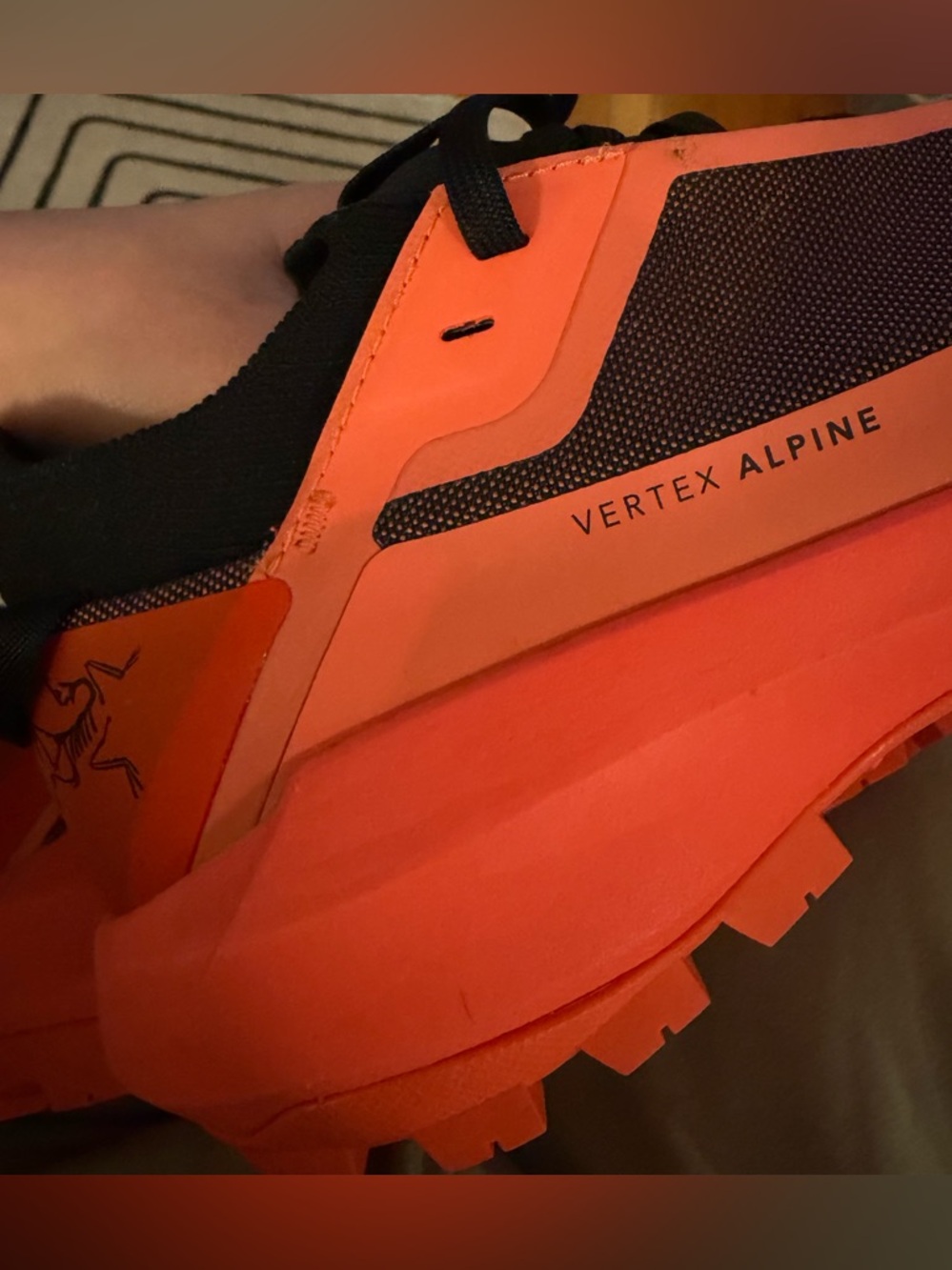 NEW SAMPLE Arc’Teryx Women’s Vertex Alpine Shoe Dynasty/Sequoia Red Sz 7 - Picture 4 of 5